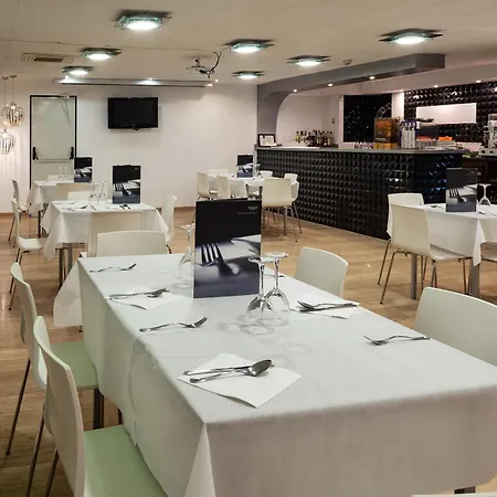 Hotel Familia Conde-3